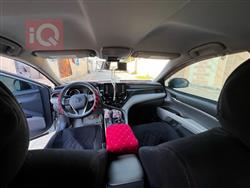 تۆیۆتا کامری